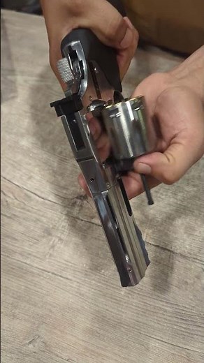 The Underrated Masterpiece: Dan Wesson Revolver 715 #airsoft #co2airpistol #gunreview #shortvideo