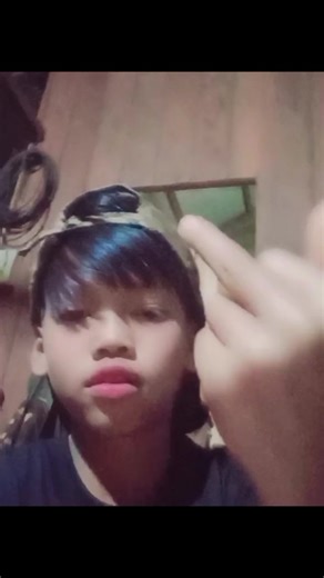 វីដេអូ​របស់ S❤️S (@s891740) ជាមួយ original sound - CWC Music Collection