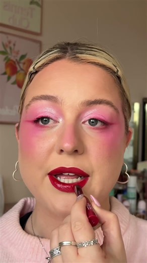 makeup I would wear to see Harry Styles 💗💋 #harrystyles #makeuptutorial #lipstickmakeup