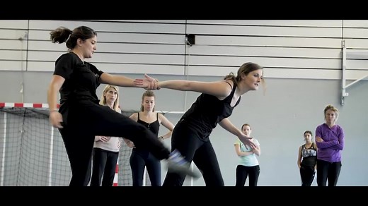 自卫术式法国踢腿术Savate 【你所不知道的格斗技】法国自卫腿防身技术演示