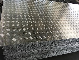 [Hot Item] 5 bar tread plate/5 bar aluminum diamond plate building material