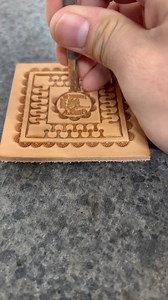 Tooling a Leather Coaster 🥂#leathercraft #satisfying #leatherwork #handmadeleather #genuineleather #leatheraccessories #leatherworking | Torross Leather Craft
