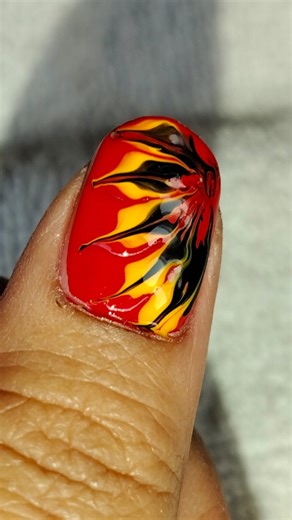 Easy nail art #art #drawing #nails #simplenails #easynailart #nailtutorial #nailart #naildesign