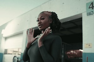 Kali returns with new "Dangerous (Freestyle)" visual