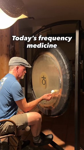 16 reactions | Enjoy today’s frequency medicine from coherence sound therapy. Playing a 38 inch Paiste gong #gong #frequencymedicine #frequency #soundhealth #gongmedicine | Gregory Glick | Facebook