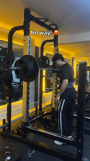 I need more storage to film my videos 💔😂 #gymaholic #fitnessmaroc #problems #storage #viral #moroccangym #influencer | Karim Mellouk