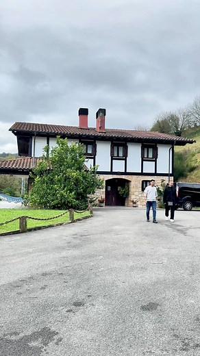 84K views · 3.5K reactions | Dito kami tumira for 4 days.. INKITA ETXEA sa Basque Country殺 igoogle mo.. bukod sa napakaganda ng lugar eh yung Host ang bumuo sa napakagandang experience naming ito. #pinaysabarcelona #holafrombarcelona #fblifestyle | Pinay Sa Barcelona | Facebook