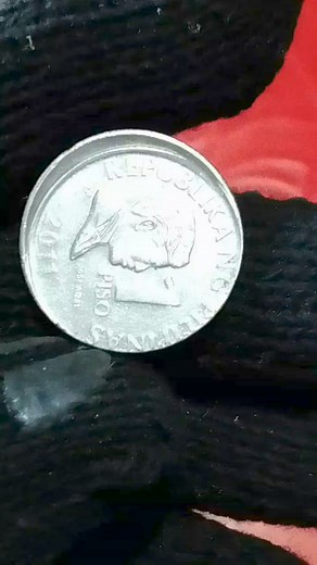 8.8K views · 57 reactions | 15% Error coin,Philippine one Piso 2011 off center error coin #ErrorCoins #ERROR #oldcoinshop #oldcoins #philippinecoin #silvercoins #highlights #everyone #goodvibes #hastagfbreels #fbfriendsfollowersviewers #fbfriendsviewers #fbfypシ #oldcoinsbuyer #fbfriendsandfollowers #FBFRIENDS | Jurry Saligumba | Facebook