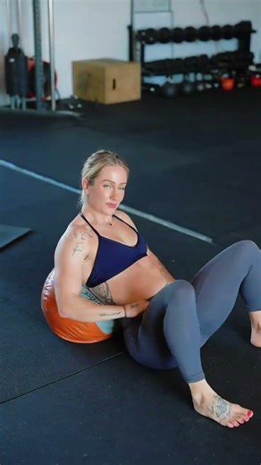 Nice stretch #straddle #motivation #flexibility