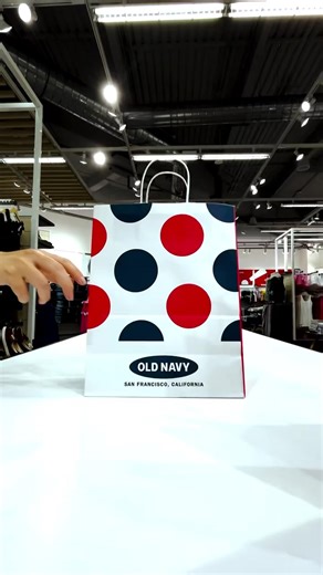 Todo lo que necesitas para lucir bien ✨👖 lo encuentras en OLD NAVY.Pantalones desde $549 y Polos y Blusas desde $299. www.oldnavy.mx | Old Navy