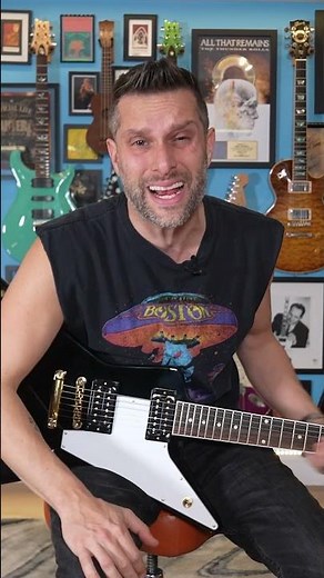 How the Explorer Went From Failure to Iconic #guitargear #gibsonhistory