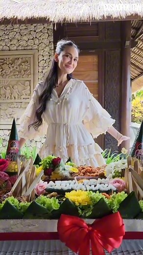 Luna Maya Rayakan Ulang Tahun ke-40 di Bali