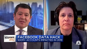 Kara Swisher: People aren't leaving Facebook despite hack