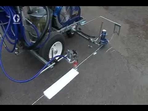 Machine de traçage routier
