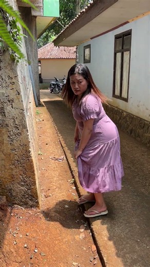 Nyiram gawir eh ada teman
