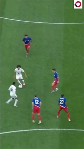 Panama score, eliminate the USMNT, and celebrate with Thierry Henry ❤️