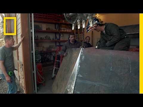 Prepper Build: Ultimate Bug-Out Vehicle | Doomsday Preppers