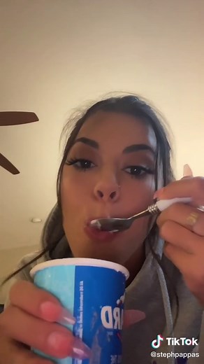 Steph Pappas on TikTok