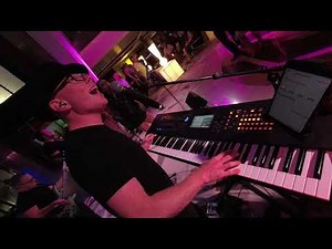 🎹 Earth, Wind & Fire - September (Keyboard Cam)