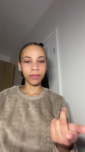 Natural Face Expressions on Facetime