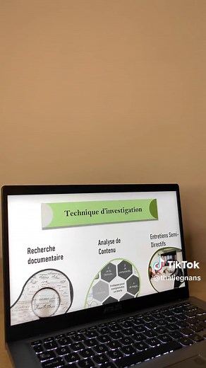 Captiver les membres du jury lors de votre soutenance est essentiel pour présenter votre mémoire avec succès. Avec une présentation PowerPoint soigneusement conçue, vous pouvez capturer leur attention, illustrer vos idées de manière claire et percutante, et laisser une impression mémorable. Mémoire de fin d’étude , Exposé, Présentation professionnelle #présentationmémoirefindetudes #présentationmémoire #powerpointmemoire #soutenancemémoire #diaporamapowerpoint #powerpoint #présentationprofession