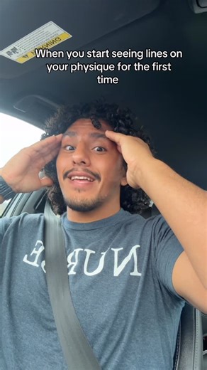 Registered Nurse Fighting the Pansa on Instagram: "Nothing can prep you for how it feels when you’ve been fat your whole life and you start to see the lines on your body Hands down one of the best feelings ever but only because it takes so much work and consistency to even achieve"