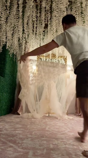 86K views · 1.4K reactions | How would you bustle your fantasy wedding gown? This way. I’ve never been a fan of bustles or how they look, but turning it into a centerpiece rather than an eyesore? 勞 . #fantasy #wedding #bustle #bookish #booktok | Designer Daddy | Facebook