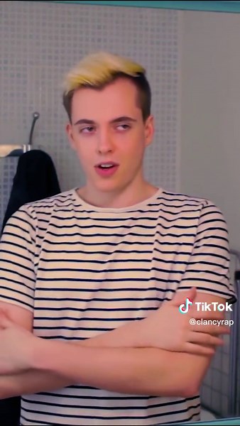 Alexy une vibe de Stromae #musiquefrancaise #stromae #stromae🥀🔥 #jacquesbrel #edithpiaf #pourtoi #fyp #chanteurfrançais