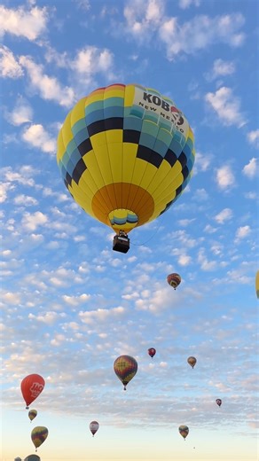 The KOB 4 balloon works just like TV. You can see us but we can't see you. Probably. 📺🎈🙈 | KOB 4
