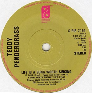 Teddy Pendergrass - Life Is A Song Worth Singing