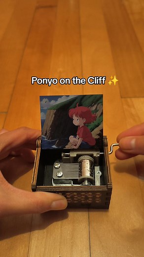 Ponyo Ponyo Ponyo 🐟✨ #musicbox #animemusicbox #ponyo #studioghibli #anime #spiritedaway #ghibli #howlsmovingcastle #myneighbortotoro #princessmononoke #totoro #ghiblistudio #kikisdeliveryservice #hayaomiyazaki #ghiblimovies #miyazaki #art #thewindrises #ghibliart #japan #chihiro #castleinthesky #porcorosso #fromuponpoppyhill #whisperoftheheart #thecatreturns #graveofthefireflies #howl #whenmarniewasthere #arrietty #drawing #fanart #aot #attackontitan #anime #shingekinokyojin #snk #leviackerman 