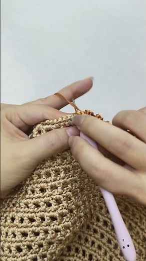 Full crochet hat tutorial has been updated 👉👇#anxincrochet #crochet #crochethat #crochetcap