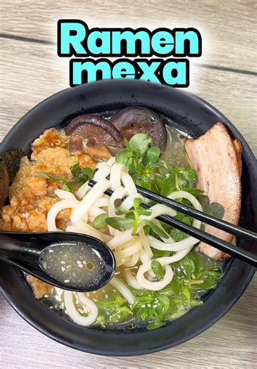 Ramen muy al estilo mexa 🤠 Prueba el nuevo menú que están estrenando en @Japi Ramen 🍜 con mucho sabor de México y Asia, todo te va a encantar 🤩 Es perfecto para comer cualquier día de la semana y sus precios son muy accesibles. Comenta la palabra “Mexa” si quieres un video sobre cómo llegar al lugar 📍 Ramen | Comida asiática | CDMX | Comida | Donde comer #comida #ramen #cdmx #andoen #comidaasiatica
