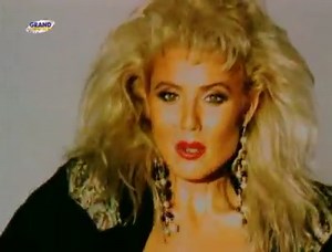 414K views · 13 reactions | Ma, boli me uvo za sve! ❤️ 1990. | LEPA BRENA | Facebook