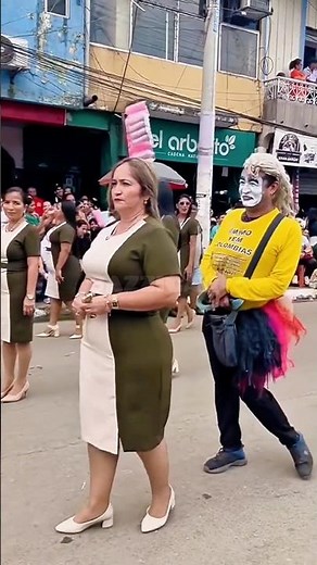 This Mime is Level 1000! Hilarious Street Moments 😱 #FunnyPranks