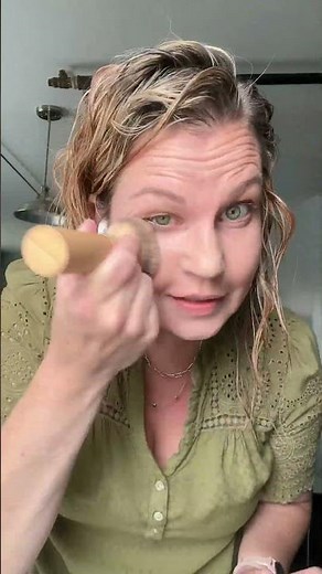 Honest Review Laura Geller Quench n Tint tinted moisturizer