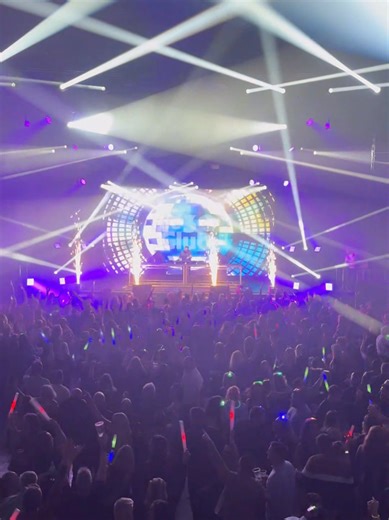 This could be you on Saturday 14th March at O2 Academy Glasgow... @djsammyofficial will be performing LIVE for the ultimate The 30 Club show! Tickets are live at tickets.the30plus.club #DJSammy #The30PlusClub #Over30sOnly #DaytimeClubbing #ClubbingForGrownUps StrictlyOver30s