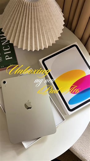 Unboxing the iPad A16: First Impressions and Features