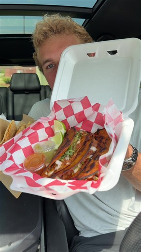 Taco Bell vs. Small Business Tacos: Who Reigns Supreme?