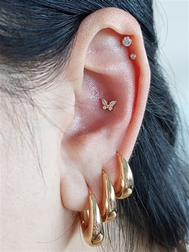 Piercing Titânio Labret Borboleta @Amo Piercing #piercingdelicado #piercing #titânio #piercingtiktok #piercinglovers