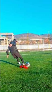 تجربة مذهلة مع كرتي الجديدة 🔥⚽ #كرة_القدم #رونالدو #تحديات #تحدي #كأس_العرب