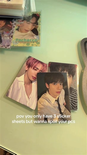 i’m so bored but happy birthday to me, i finally caught up to taehyun~ #tomorrow_x_together #txt #kangtaehyun #toploader #deco