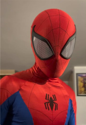 DIY Amazing Spider-Man Cosplay Suit