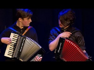 Mylecharaine’s March / Car ny Ferrishyn - performed by Scran