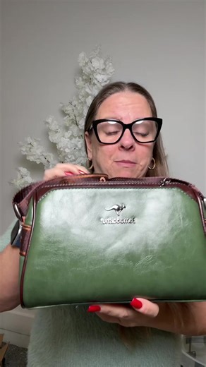 Women Crossbody Bag with Adjustable Straps, Large PU Leather Handbag, Stylish & Practical Design, Perfect for Daily Use • Trendy PU Crossbody Bag • Chic Crossbody Charm Crossbody bag for women #TikTokShopJumpstartSale #tiktokshopcreatorsearchinsightsincentive #tiktokshopcreatorpicks #NewYearNewMe