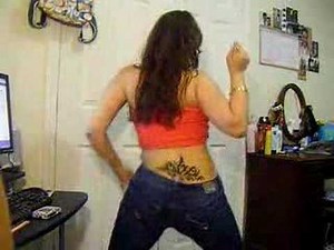 Latin Girl Dancing Vol 66- Niña Inocente