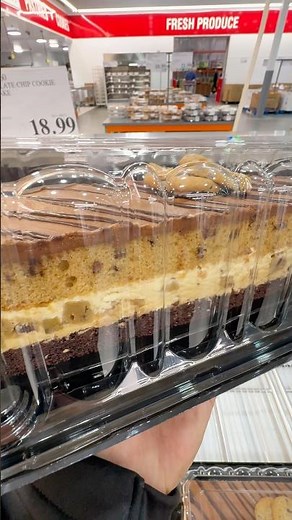Costco NEW Chocolate Chip Cookie Bar Cake 🍪🍫 | $18.99 Dessert Find!#costco #dessert
