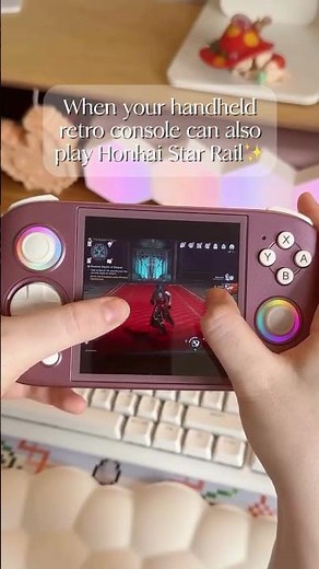 WhatGeek x ANBERNIC RG Cube Retro Android Handheld Game Console Review from ‪@GameWithKiwi‬
