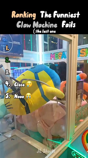Ranking The Funniest Claw Machine Fails #shorts #ranking #viralvideos