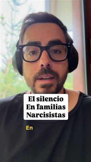 Renzo Santa María | Psicólogo | Ciencia de las Relaciones on Instagram: "El silencio familiar • Fonagy, P., Luyten, P., & Allison, E. (2015). Epistemic petrification and the restoration of trust. Psychotherapy, 52(2), 141–151. • D’Andrea, W., Ford, J., Stolbach, B., Spinazzola, J., & van der Kolk, B. A. (2012). Understanding interpersonal trauma in children. Journal of Traumatic Stress, 25(2), 187–196. • Minuchin, S. (1974). Families and family therapy. Harvard University Press."